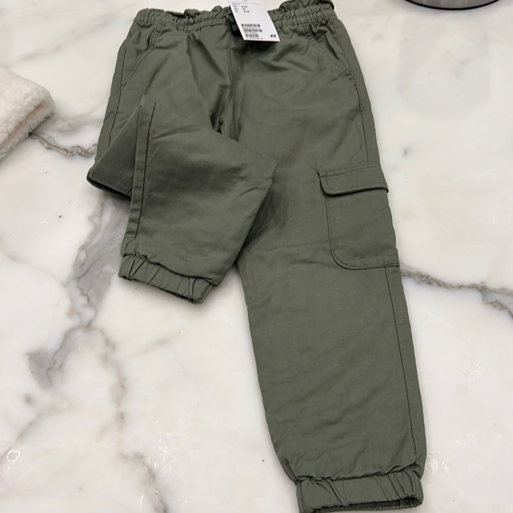 New with tags drawstring joggers